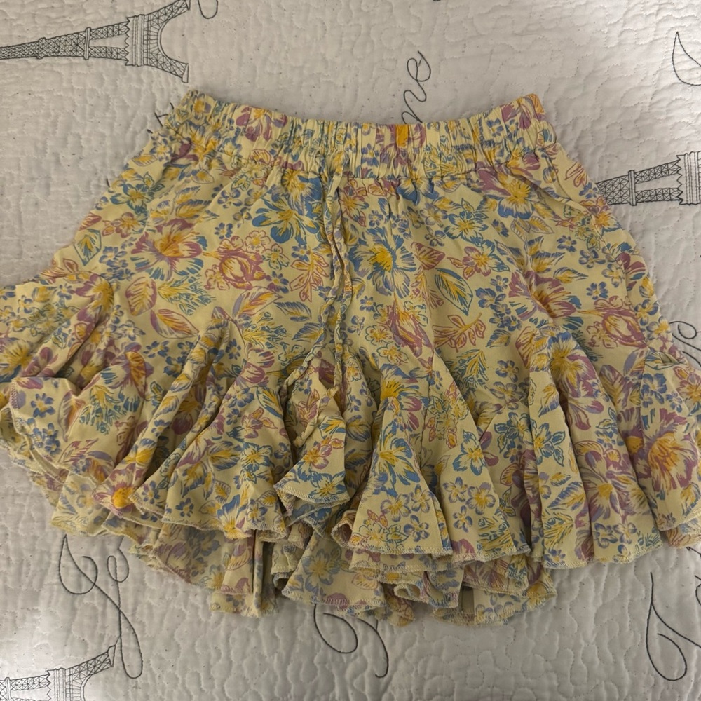 Floral summer skirt in yellow
